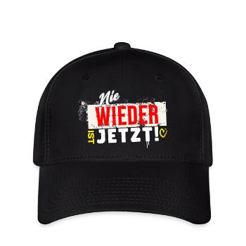 Nie wieder ist jetzt! Statement gegen Faschismus. - Flexfit Cap - Schwarz - Vorne