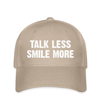 Parler moins, sourire plus - Casquette Flexfit - kaki - Devant