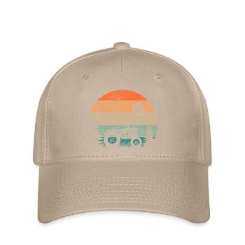 Oldtimer-Traktor bei pastellfarbenem Sonnenuntergang - Flexfit Cap - Khaki - Vorne