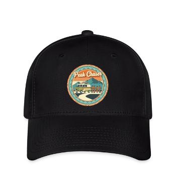 Peak Chaser Retro-Abenteuer - Flexfit Cap - Schwarz - Vorne