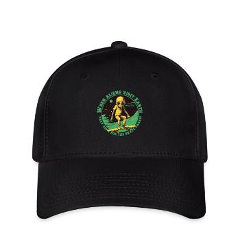 Skateralien im All mit Schriftzug - Flexfit Cap - Schwarz - Vorne