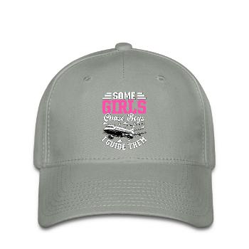 Manche Mädchen jagen Jungs, ich führe sie - Flexfit Cap - Grüngrau - Vorne