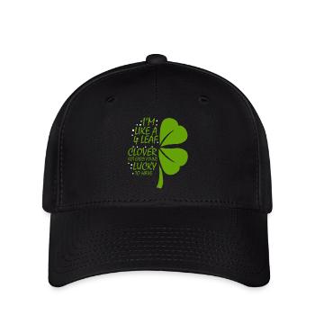 Je suis comme un trèfle à 4 feuilles qui ne - Casquette Flexfit - noir - Devant