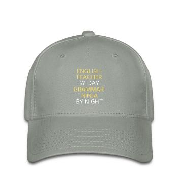 English Teacher By Day And Grammar Ninja By Night - Flexfit Cap - green-grey - Front