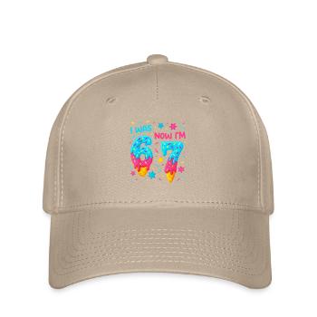 Anniversaire de sept ans 67 J’avais six ans Maintenant j’ai sept ans - Casquette Flexfit - kaki - Devant