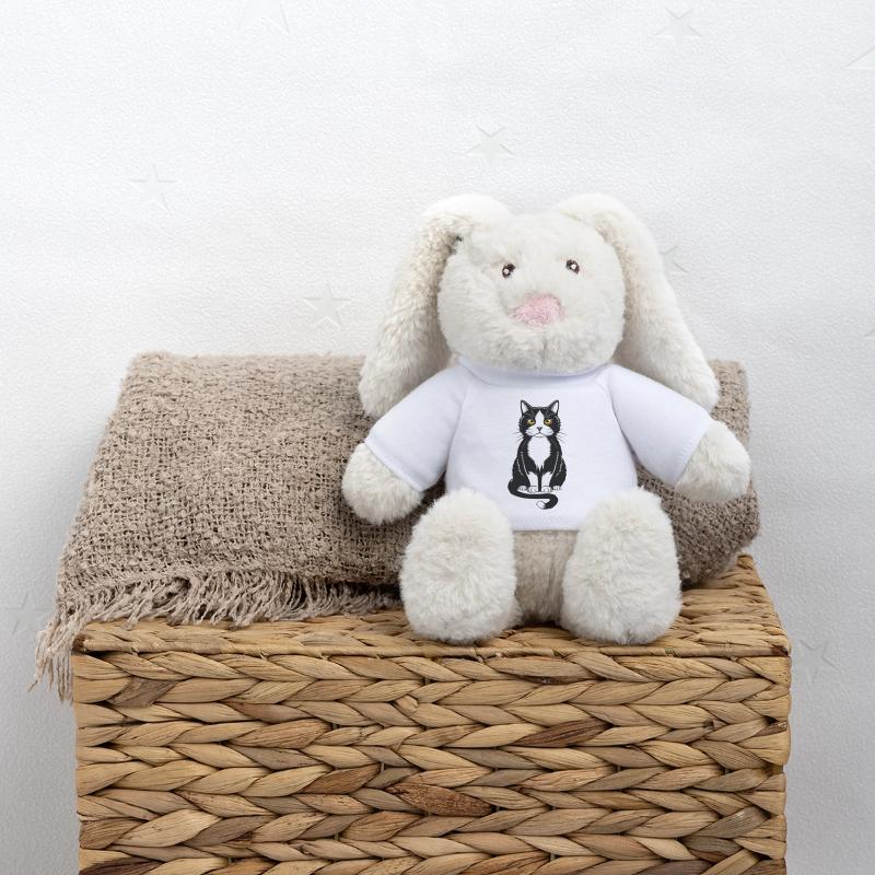 Image d’un chat noir assis Lapin en peluche recyclé MiniFeet® Crème