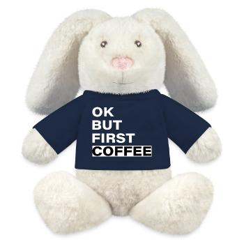 OK, aber erstmal: Kaffee - typografischer Slogan - MiniFeet® RecycelHase® Creme - French Navy - Vorne