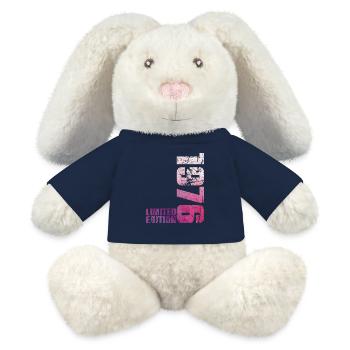 50ème Anniversaire Homme Femme 50 ans 1976 Cadeau - Lapin en peluche recyclé MiniFeet® Crème - bleu marine - Devant