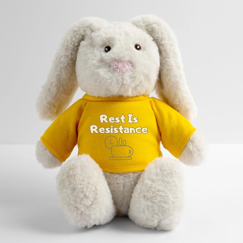 Rest Is Resistance – Anti-Stress Statement Tee MiniFeet® RecycelHase® Creme