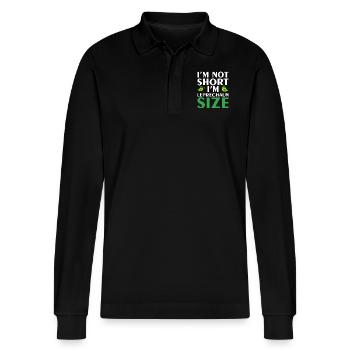 Im not short in leprechaum - Stanley/Stella Organic Unisex Long-Sleeved Polo Shirt Prepster - black - Front - Anna (173cm) & Nico (186cm)