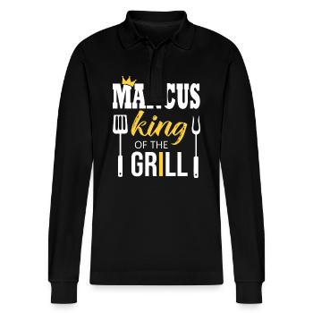 Marcus, König des Grills - Stanley/Stella Unisex Bio-Langarm-Poloshirt Prepster - Schwarz - Vorne - Anna (173cm) & Nico (186cm)
