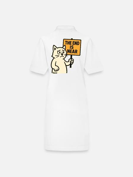 Traurige Katze mit „Das Ende naht“ - Stanley/Stella Frauen Bio-Polokleid PAIGER - Weiß - Hinten