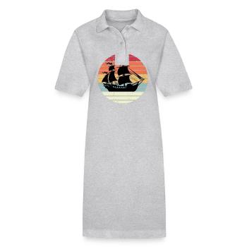 Piratenschiff auf dem Meer bei Sonnenuntergang - Stanley/Stella Frauen Bio-Polokleid PAIGER - Grau meliert - Vorne