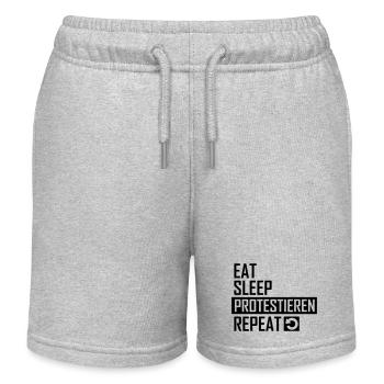 Eat Sleep Protestieren Repeat Protest - Kinder Organic Joggingshorts Mini Bolter von Stanley/Stella - Grau meliert - Vorne