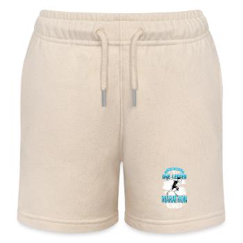 Furchtloser Marathonläufer mit Laufprothese - Kinder Organic Joggingshorts Mini Bolter von Stanley/Stella - Natur - Vorne