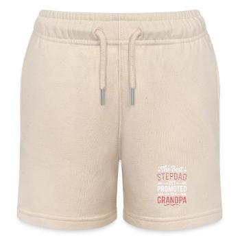 Stiefvater wird Opa Spruch Großvater - Kinder Organic Joggingshorts Mini Bolter von Stanley/Stella - Natur - Vorne