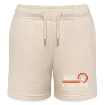 Jahrgang 2011 Retro 2011 Jubiläumsgeschenk - Kinder Organic Joggingshorts Mini Bolter von Stanley/Stella - Natur - Vorne
