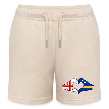 Georgien Curacao Flagge Hände Herzform - Kinder Organic Joggingshorts Mini Bolter von Stanley/Stella - Natur - Vorne
