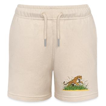 Leopard im Gras – Cartoonwildheit - Kinder Organic Joggingshorts Mini Bolter von Stanley/Stella - Natur - Vorne