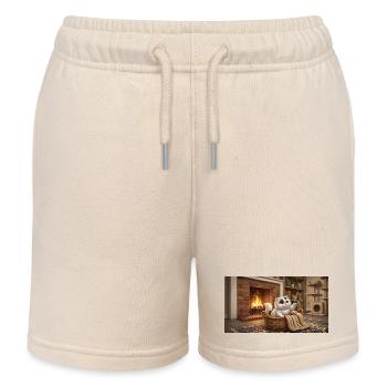 Gemütliche Katze im Korb am Kamin - Kinder Organic Joggingshorts Mini Bolter von Stanley/Stella - Natur - Vorne