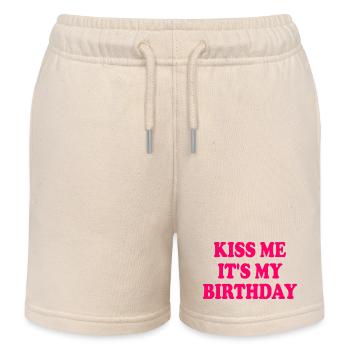 kiss me it's my birthday - Kinder Organic Joggingshorts Mini Bolter von Stanley/Stella - Natur - Vorne