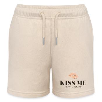Kuss-Motiv: Lippen und Dollar-Slogan - Kinder Organic Joggingshorts Mini Bolter von Stanley/Stella - Natur - Vorne