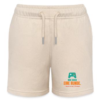 Nur noch eine Runde – Gamer Spruch - Kinder Organic Joggingshorts Mini Bolter von Stanley/Stella - Natur - Vorne