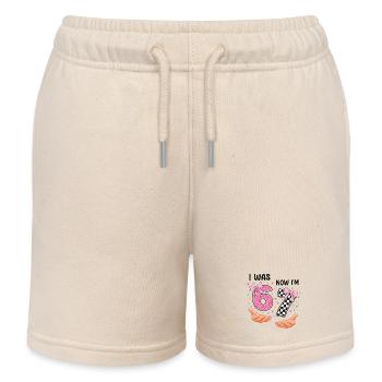 J’avais 6 ans, maintenant j’en ai 7 - sept ans - Short de jogging enfant bio Stanley/Stella - écru doux - Devant