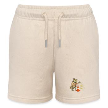 Chamäleon Fahrlehrer übt sicher mit Verkehrskegel - Kinder Organic Joggingshorts Mini Bolter von Stanley/Stella - Natur - Vorne
