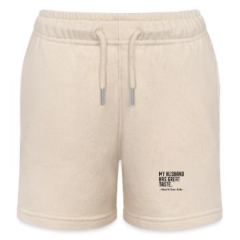 Mein Mann hat guten Geschmack! (Ich mich auch) - Kinder Organic Joggingshorts Mini Bolter von Stanley/Stella - Natur - Vorne