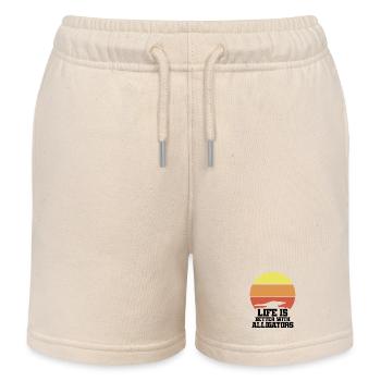 Alligator Silhouette Sonnenuntergang - Kinder Organic Joggingshorts Mini Bolter von Stanley/Stella - Natur - Vorne