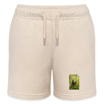 Waldspecht auf moosigem Baumstumpf - Kinder Organic Joggingshorts Mini Bolter von Stanley/Stella - Natur - Vorne