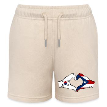 Südkorea Puerto Rico Flagge Hände Herzform - Kinder Organic Joggingshorts Mini Bolter von Stanley/Stella - Natur - Vorne