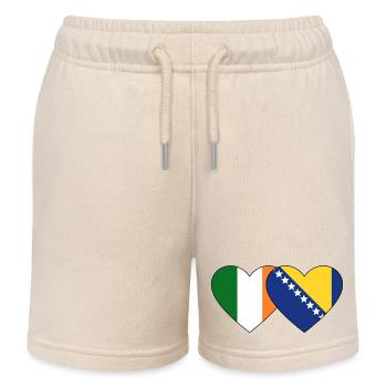 Irland Bosnien Flagge Herz - Kinder Organic Joggingshorts Mini Bolter von Stanley/Stella - Natur - Vorne