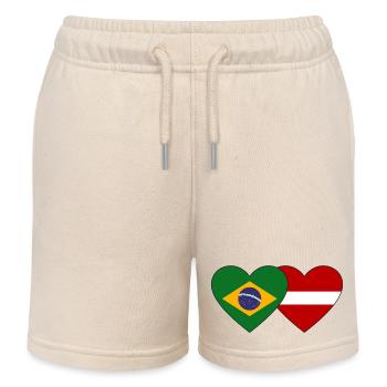 Brasilien Lettland Flagge Herz - Kinder Organic Joggingshorts Mini Bolter von Stanley/Stella - Natur - Vorne