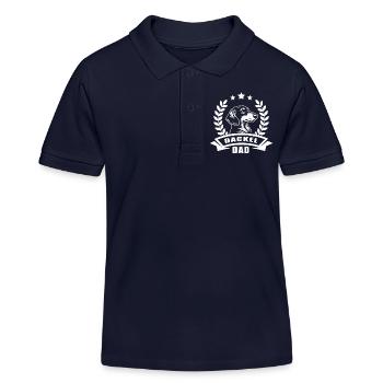 Design « Papa teckel » avec bannière et couronne de blé - Polo enfant bio Stanley/Stella - bleu marine - Devant