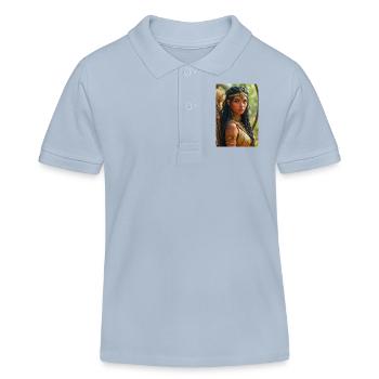 Neith, gepanzerte Kriegergöttin, hält einen Bogen in der Hand - Kinder Organic Poloshirt Mini Sprinter von Stanley/Stella - sky Blue - Vorne