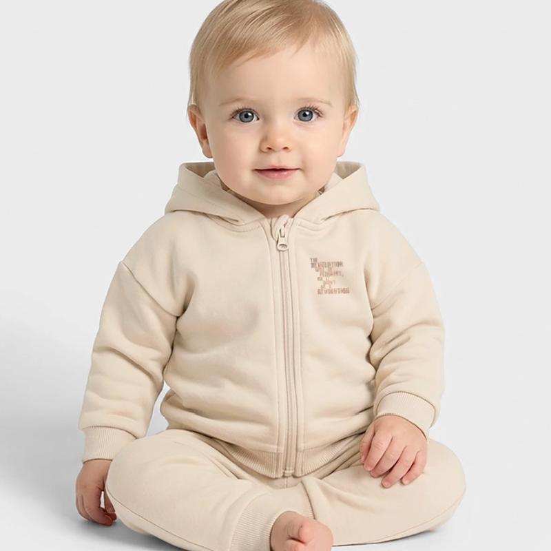 Die Revolution wird feministisch sein, oder wird sie es nicht sein Baby Organic Kapuzenjacke Baby Connector von Stanley/Stella