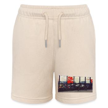 Bicycle convoy at the railway fence - Stanley/Stella MINI BOLTER Organic Teen Jogging Shorts - soft Ecru - Front