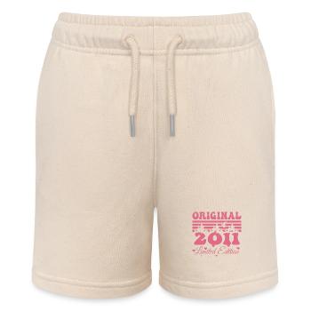 Geschenk zum 13. Geburtstag der Frau 2011 | Jahrgang 2011 - Stanley/Stella Teenager Bio-Joggingshorts MINI BOLTER - Natur - Vorne