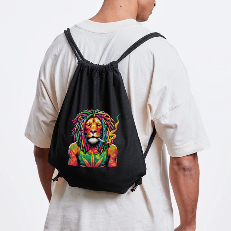 Ein Löwe mit Dreadlocks raucht einen Joint Stanley/Stella recycelter Gym Bag