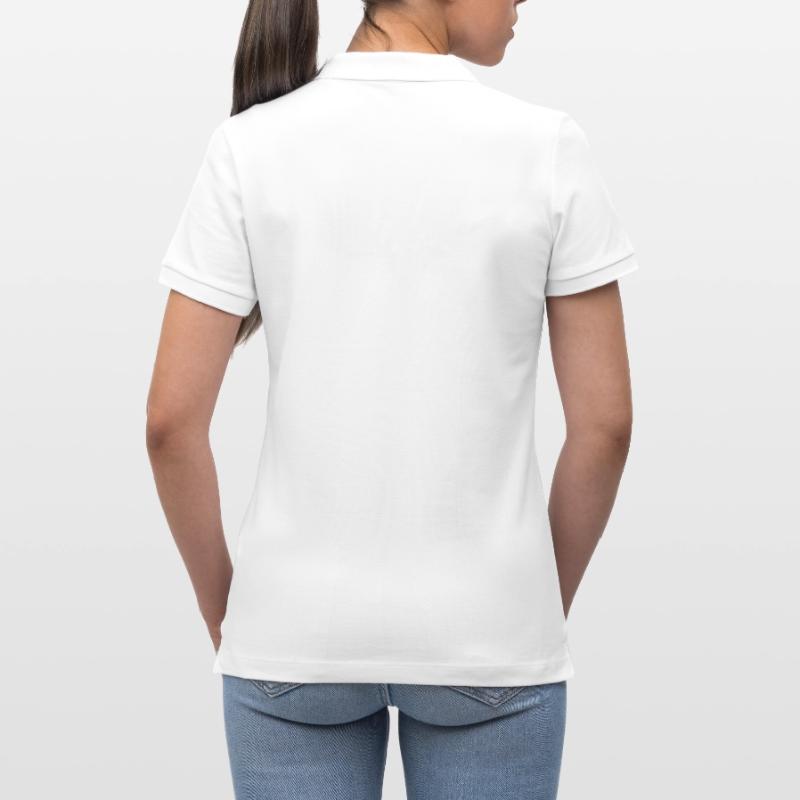 Tassmina enspannt mit einer Tasse Tee oder Kaffee Stanley/Stella Frauen Bio-Poloshirt ELLISER