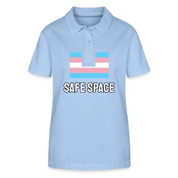 Espace sûr TRANS - fierté transgenre - Polo bio ELLISER Stanley/Stella Femme - bleu ciel - Devant - Luana (180cm)