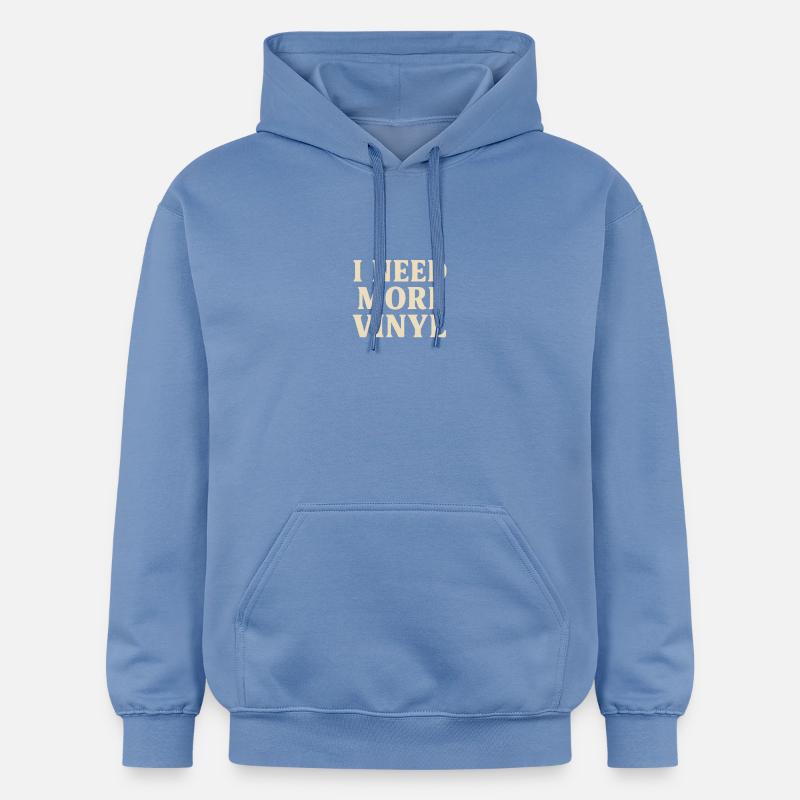 J’ai besoin de plus de vinyle - Sweat à capuche Softstyle® Gildan Unisexe - carolina blue