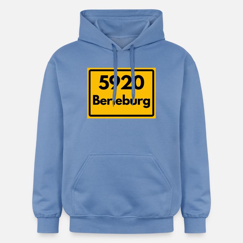 OLD POSTCODE POSTCODE RETRO 5920 BERLEBURG - Gildan Unisex Softstyle® Midweight Hoodie - carolina blue