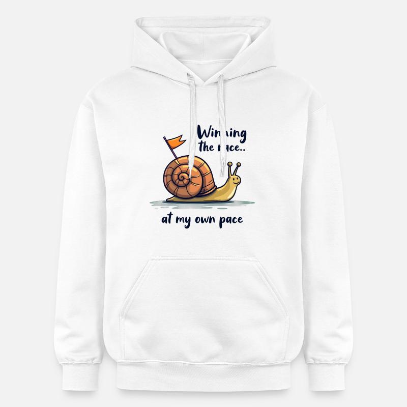 Escargot avec drapeau « Gagner la course » - Sweat à capuche Softstyle® Gildan Unisexe - blanc