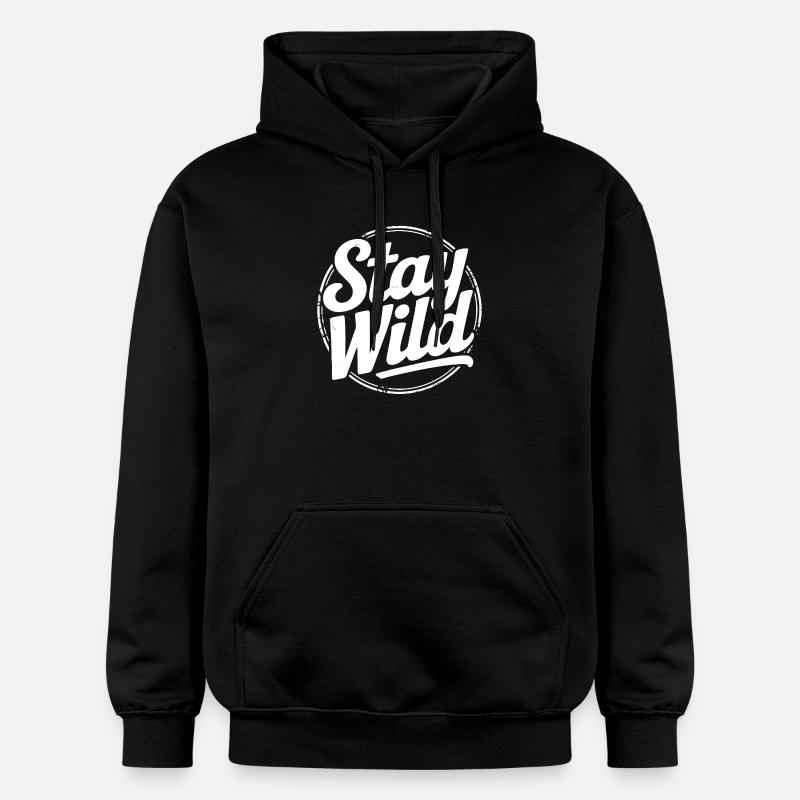 Restez sauvage - Proverbe d’aventure - Sweat à capuche Softstyle® Gildan Unisexe - noir