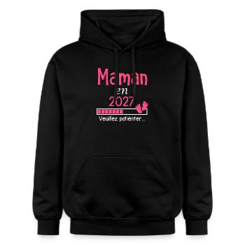 Mama im Jahr 2027 Geschenk für werdende Mama - Gildan Unisex Softstyle® Midweight Hoodie - Schwarz - Vorne - Marisol (170cm) & Nik (191cm)