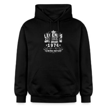 Februar 1976. Februar 1976 Geburtstagsgeschenk. - Gildan Unisex Softstyle® Midweight Hoodie - Schwarz - Vorne - Marisol (170cm) & Nik (191cm)