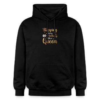 40 Geburtstag wie eine Königin - Gildan Unisex Softstyle® Midweight Hoodie - Schwarz - Vorne - Marisol (170cm) & Nik (191cm)